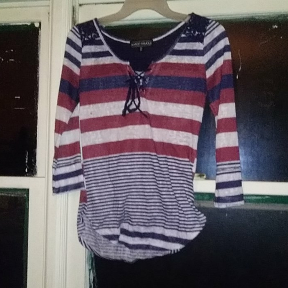 3/4 sleeve shirt